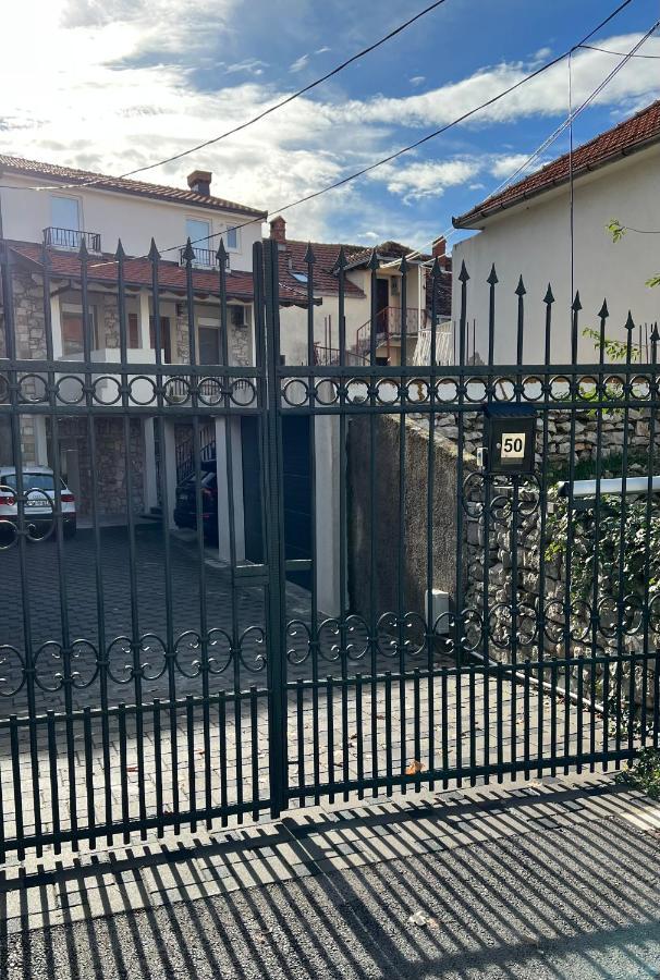 Vila Petra Требинье Экстерьер фото